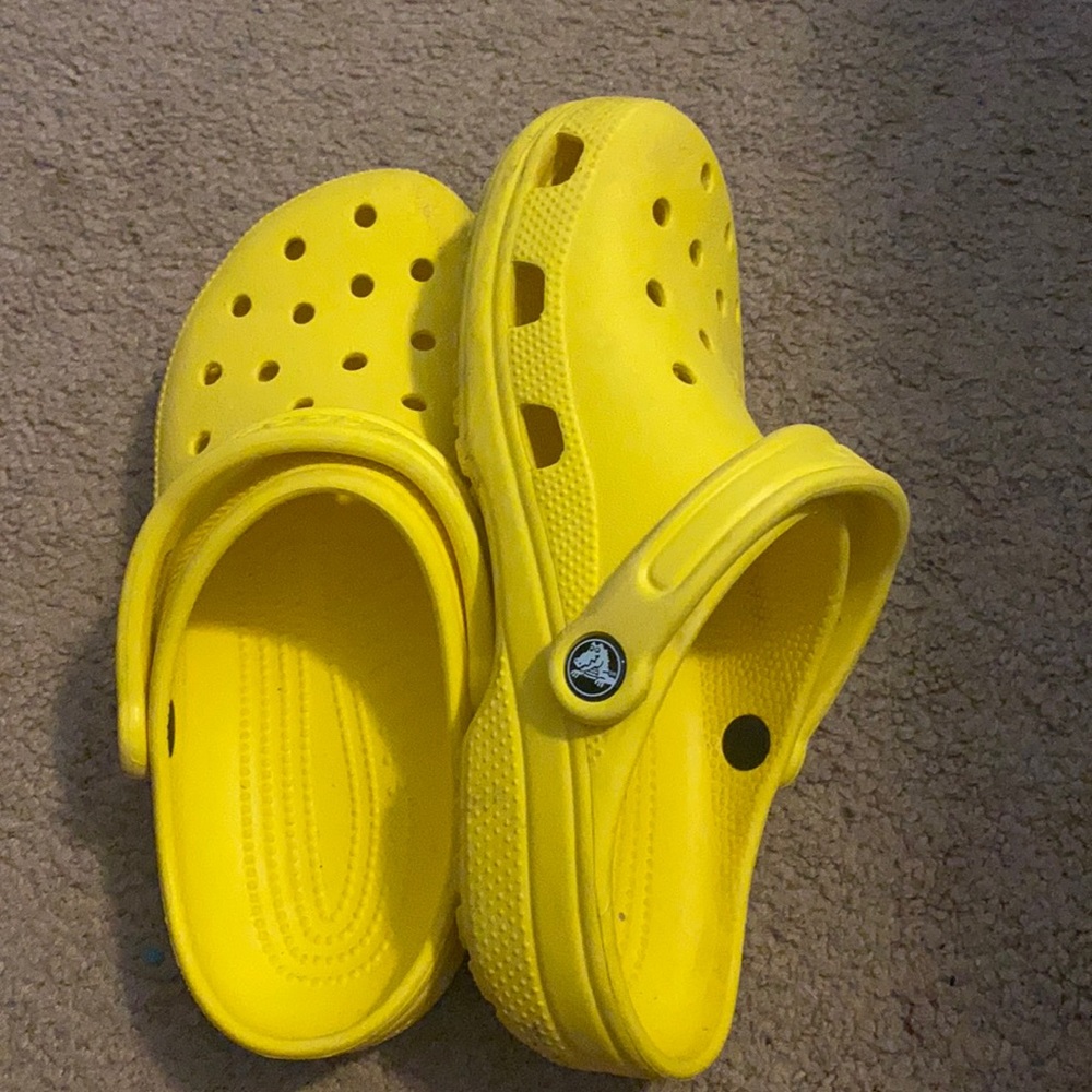 tell crocs